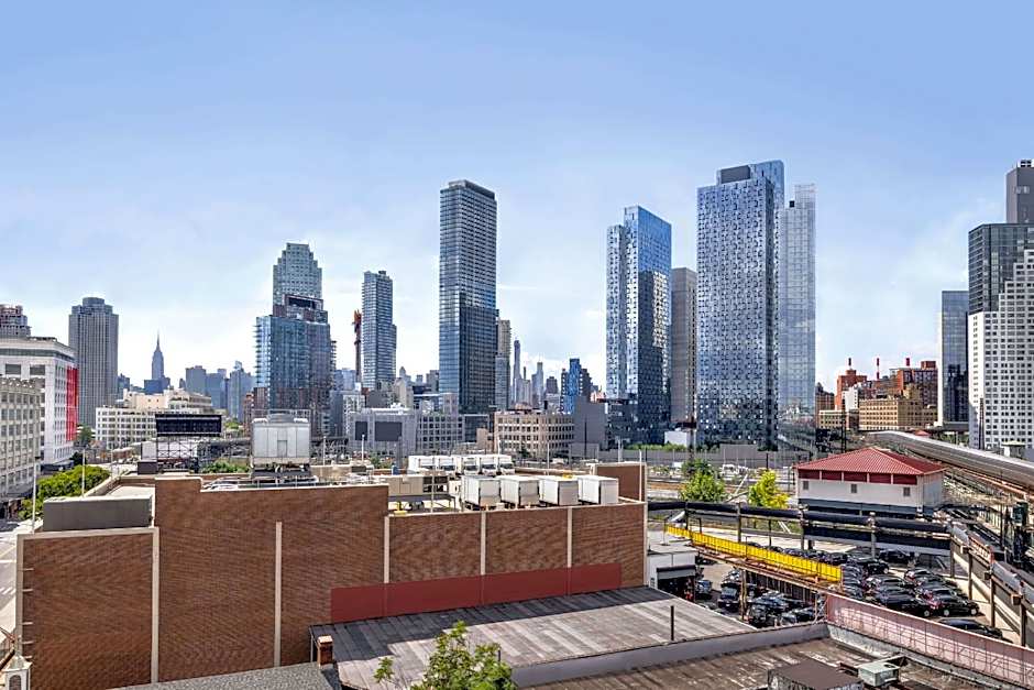 Days Inn Long Island City – New York, NY