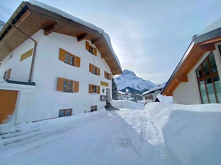 Lech Hostel
