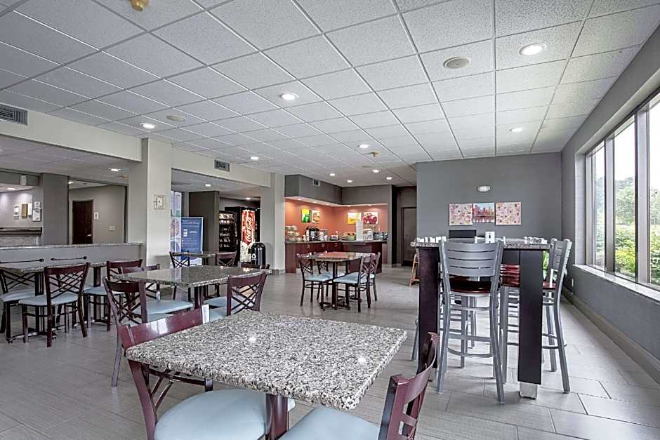 Quality Inn Holly Springs South