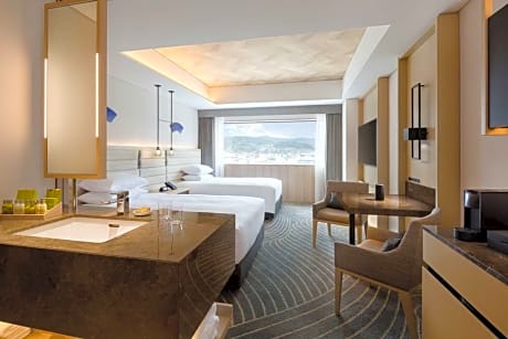 Two Double Beds Executive Deluxe Room