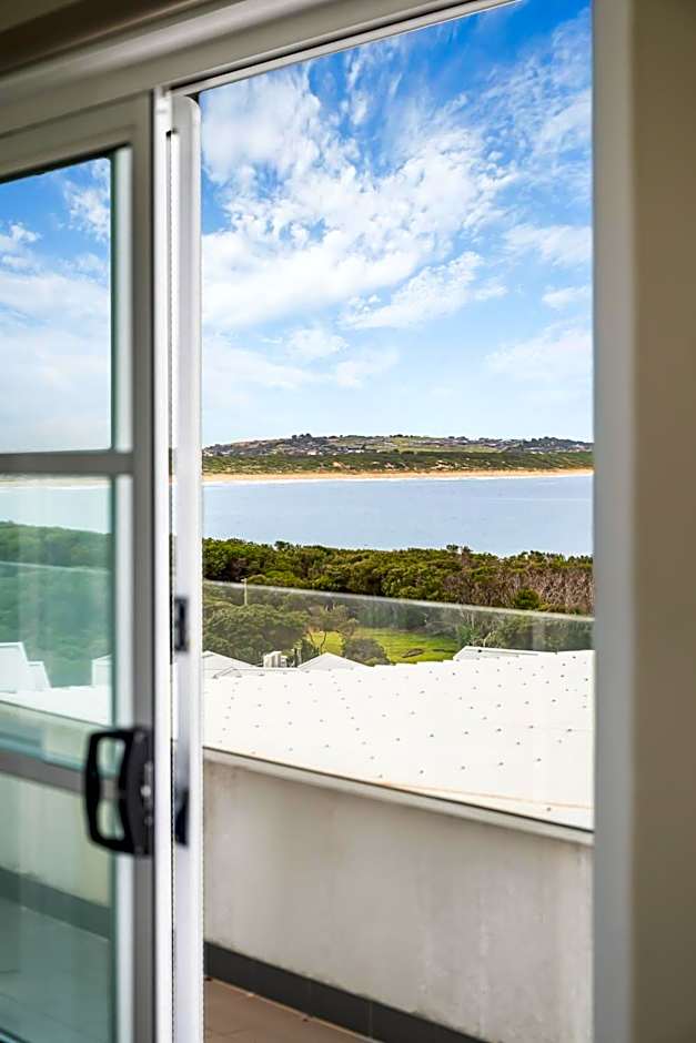 Deep Blue Hotel & Hot Springs