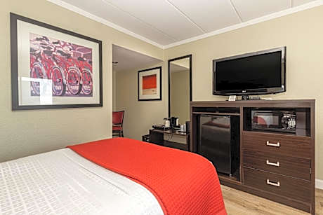 Room with Two Double Beds - Partial Ocean View