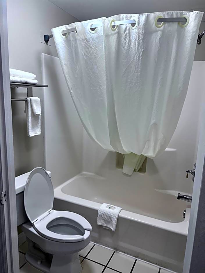 Quality Inn Palm Bay - Melbourne I-95