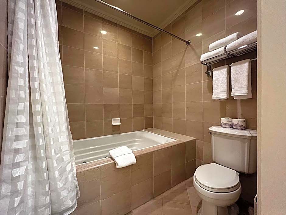 Sterling Hotel