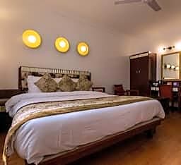 3 BY OYO Nami Residency Ahmedabad