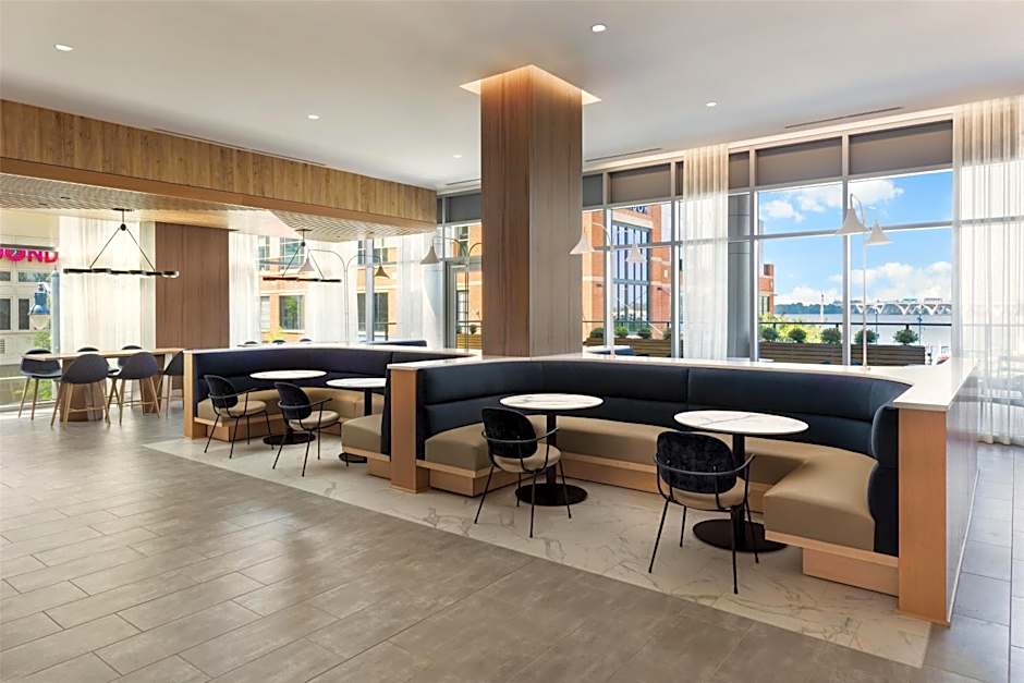 Hyatt Place National Harbor