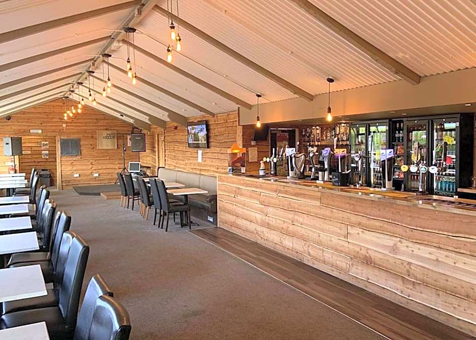 Merryfield And Sandfield