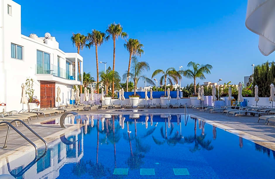 Protaras Plaza Hotel