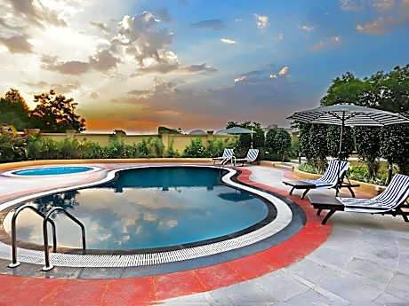 Temple Tree Hotel Shirdi