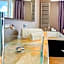 Hotel Jardines de Uleta Suites