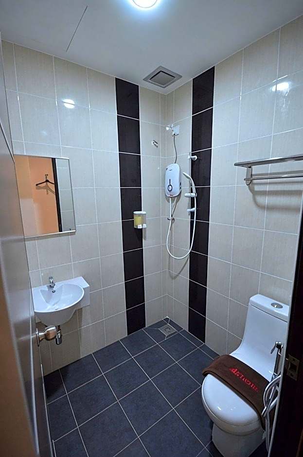 Ast Hotel