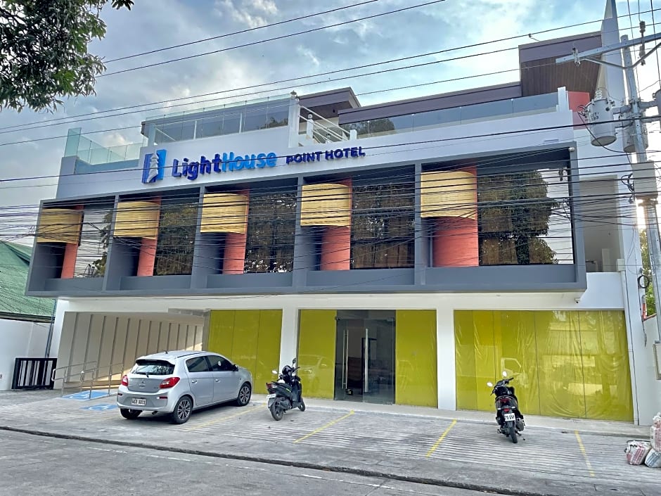 Lighthouse Point Hotel