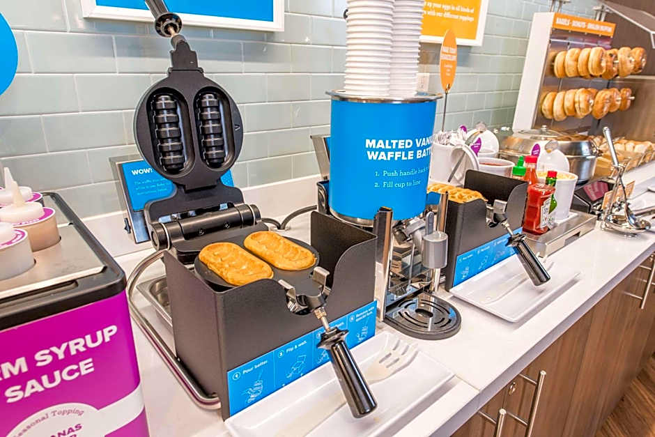 Tru by Hilton Fayetteville I-95, NC