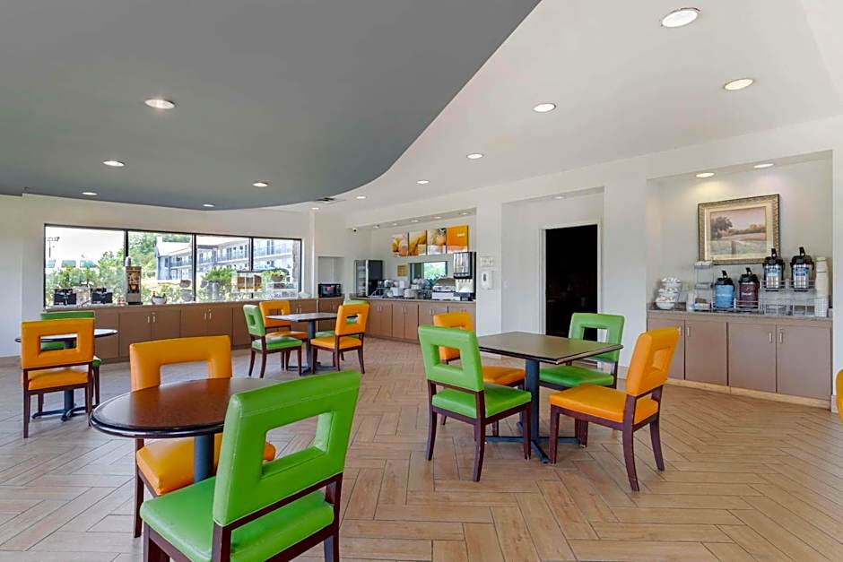 Comfort Suites Kodak Sevierville