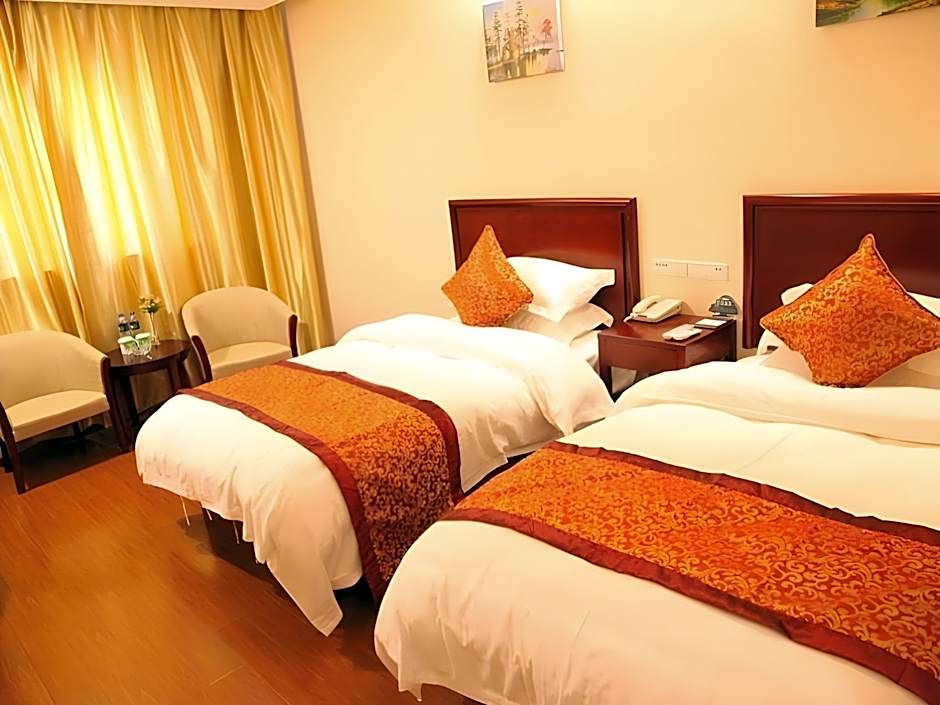 GreenTree Inn JiangSu DingShu Twon JieFang(E) Road Express Hotel