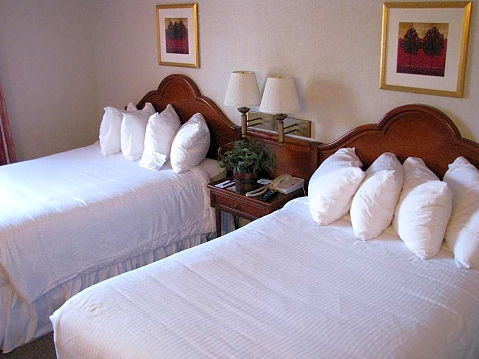 Mcm Elegante Suites Abilene