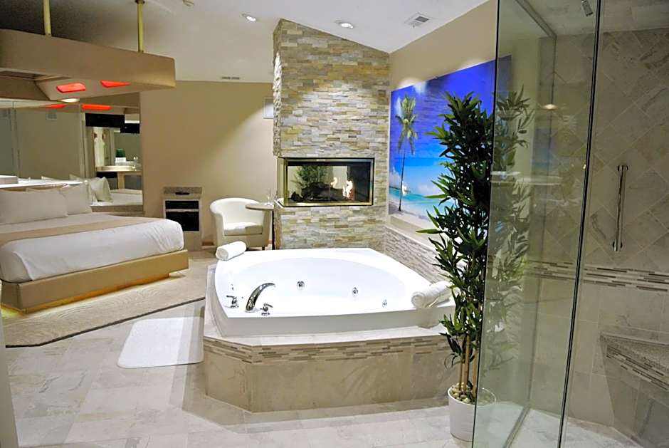Sybaris Pool Suites Frankfort - Adults Only