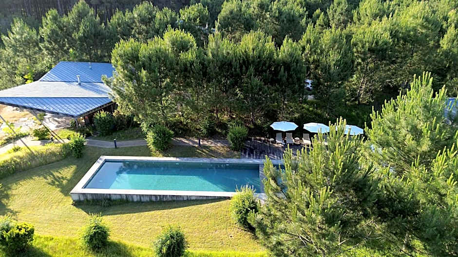 Les Échasses Golf & Surf Eco Lodge