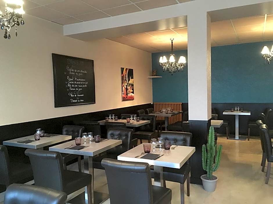 Hotel du Centre - Restaurant le P'tit Gourmet