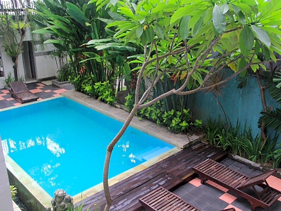 The Kubu Hotel
