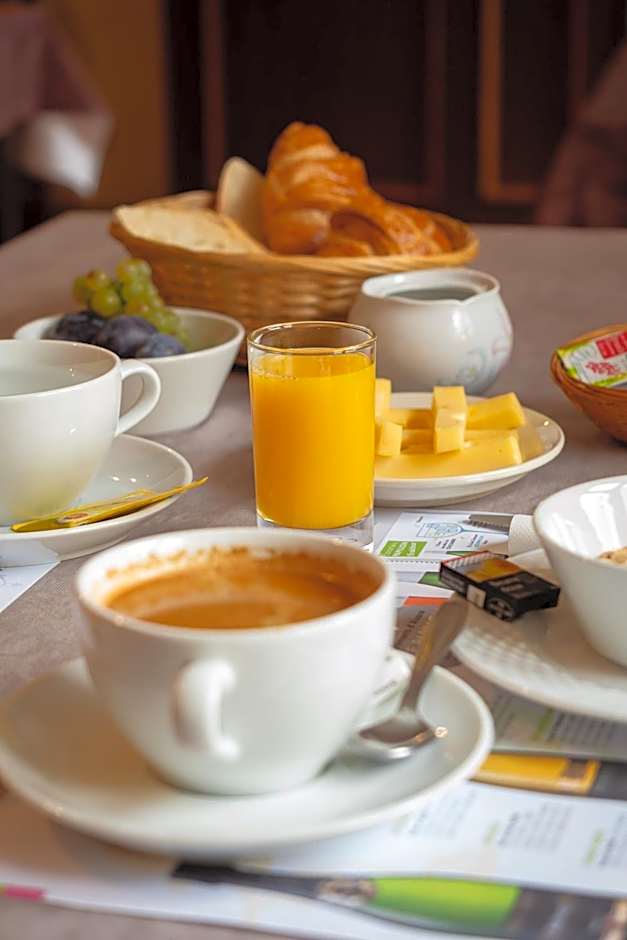Contact Hotel Du Ladhof