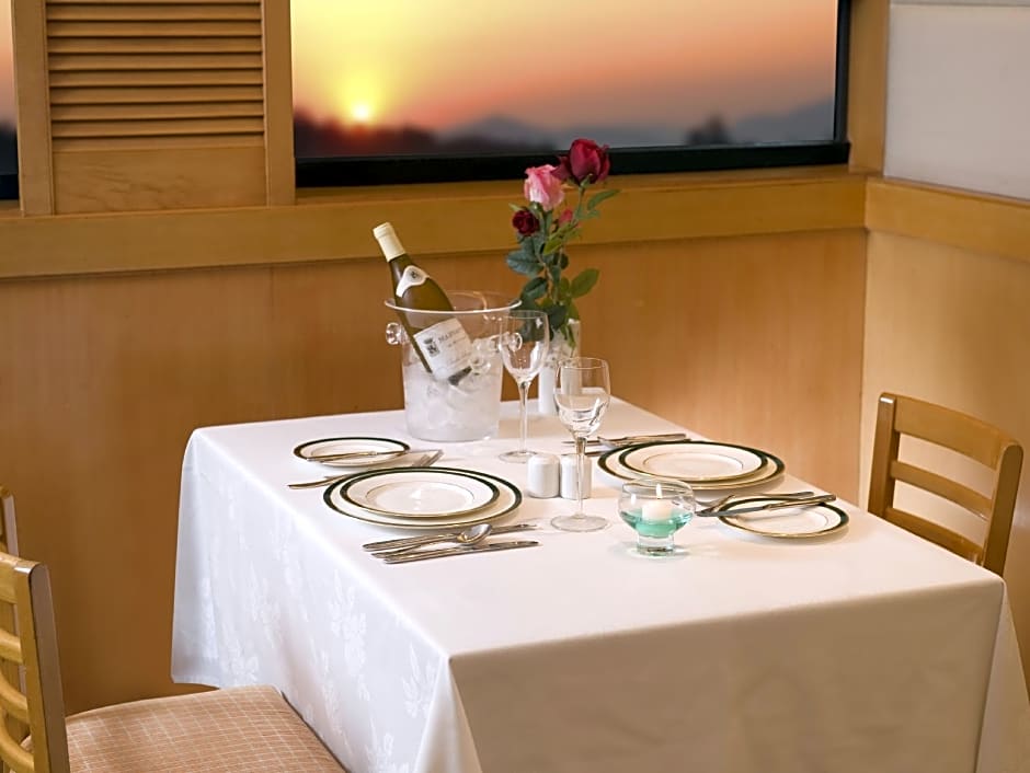 Bishop Lei International House