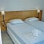 Topcity Hostel & Suites