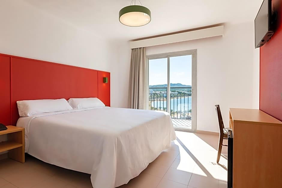 The Red Hotel - Adults Only