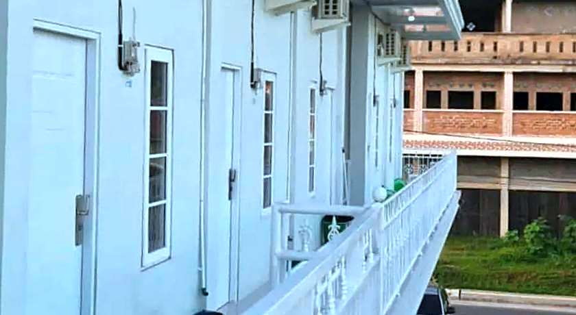 RedDoorz Syariah near Kantor Bupati Pantai Pandan Sibolga