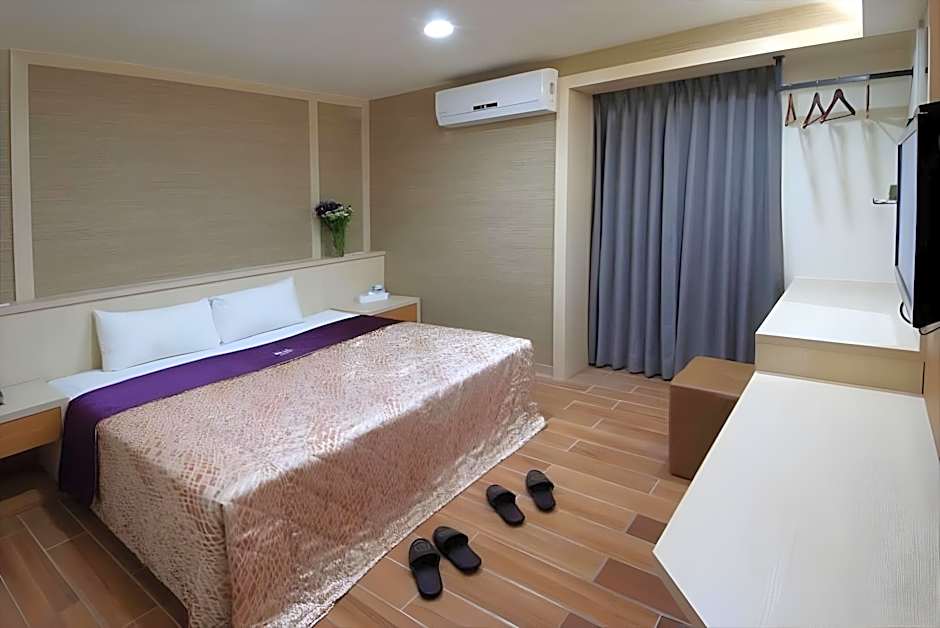 Laurel Business Hotel