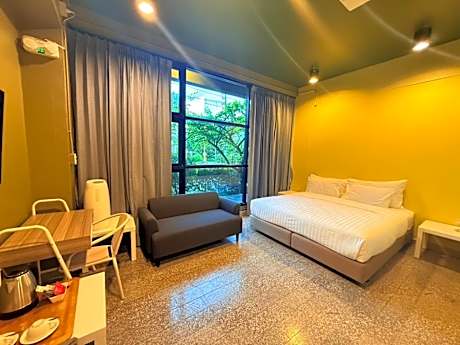 Deluxe Single Room