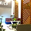 Nice Hue Hotel