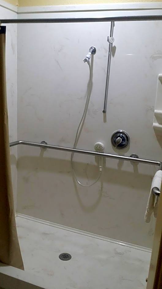 Americas Best Value Inn & Suites Houston NE