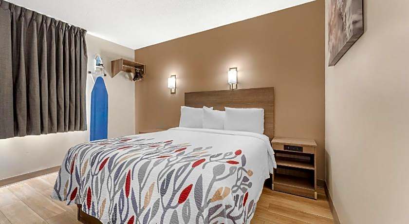 Red Roof Inn Johnstown