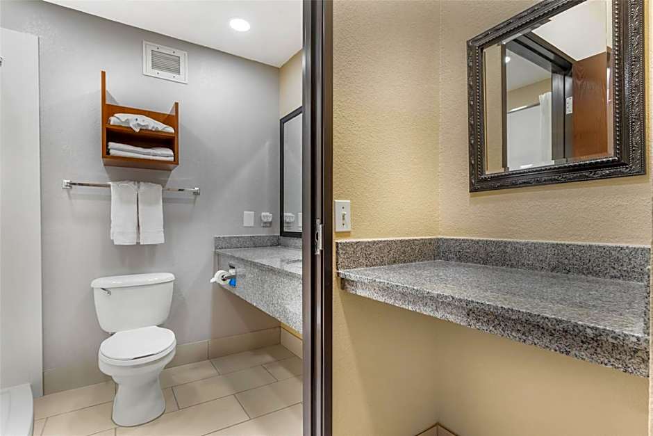 Best Western Plus Yukon