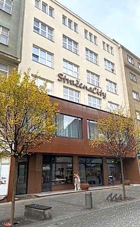 Hotel Stračena City