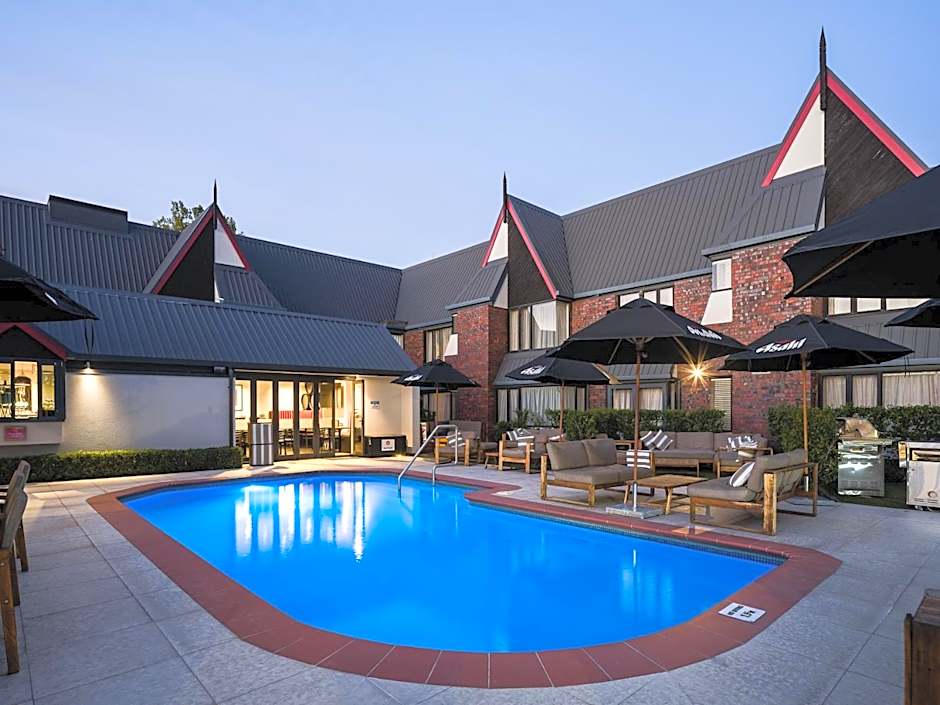 Chateau Marlborough Hotel