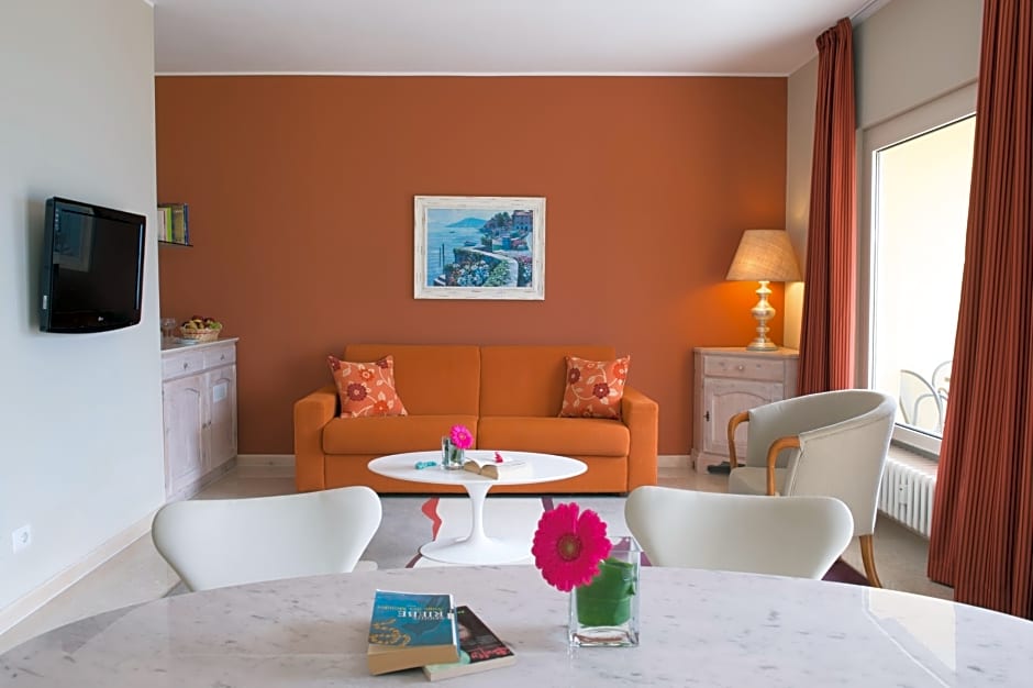 Photo 1 of 4 of Suite, Balcony
