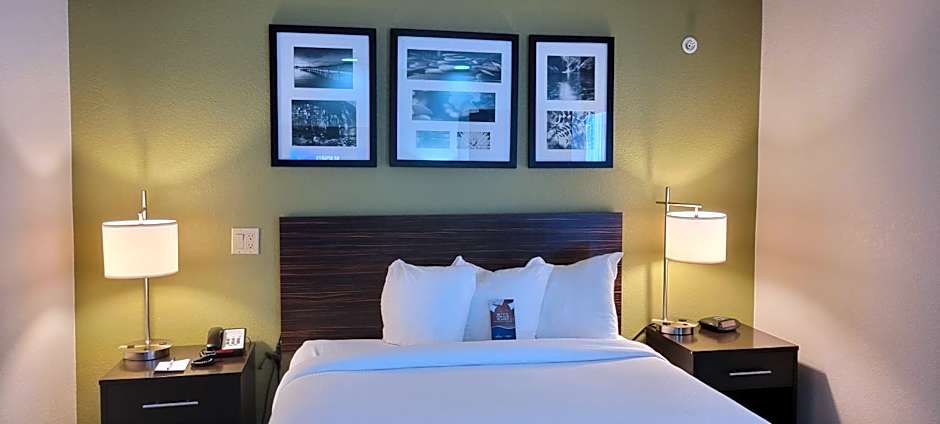 Baymont by Wyndham Pueblo