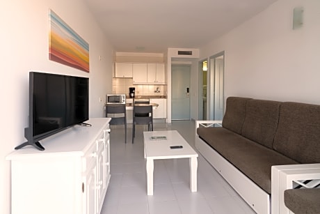 ONE BEDROOM APARTMENT CAPACITY 2+2