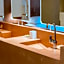Bitzaro Grande Hotel & Suites