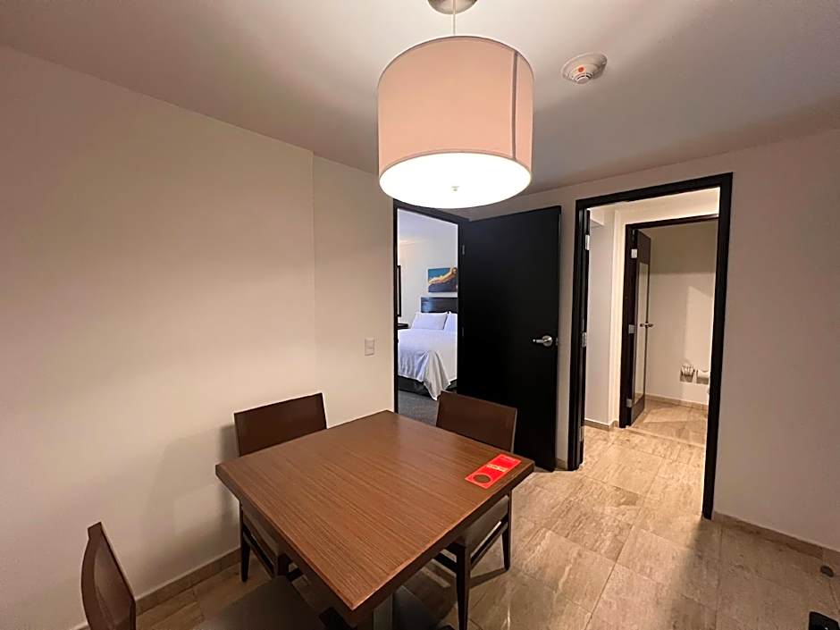 Holiday Inn Guadalajara Patria-Universidad By IHG