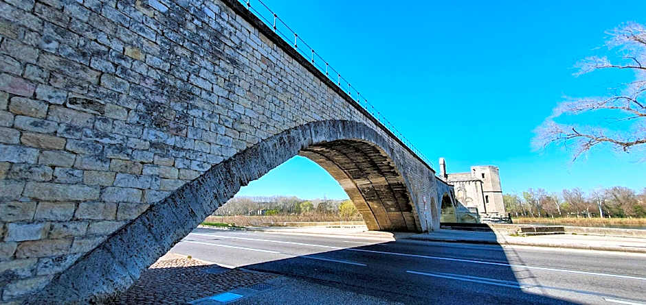 Kyriad Avignon Cap Sud