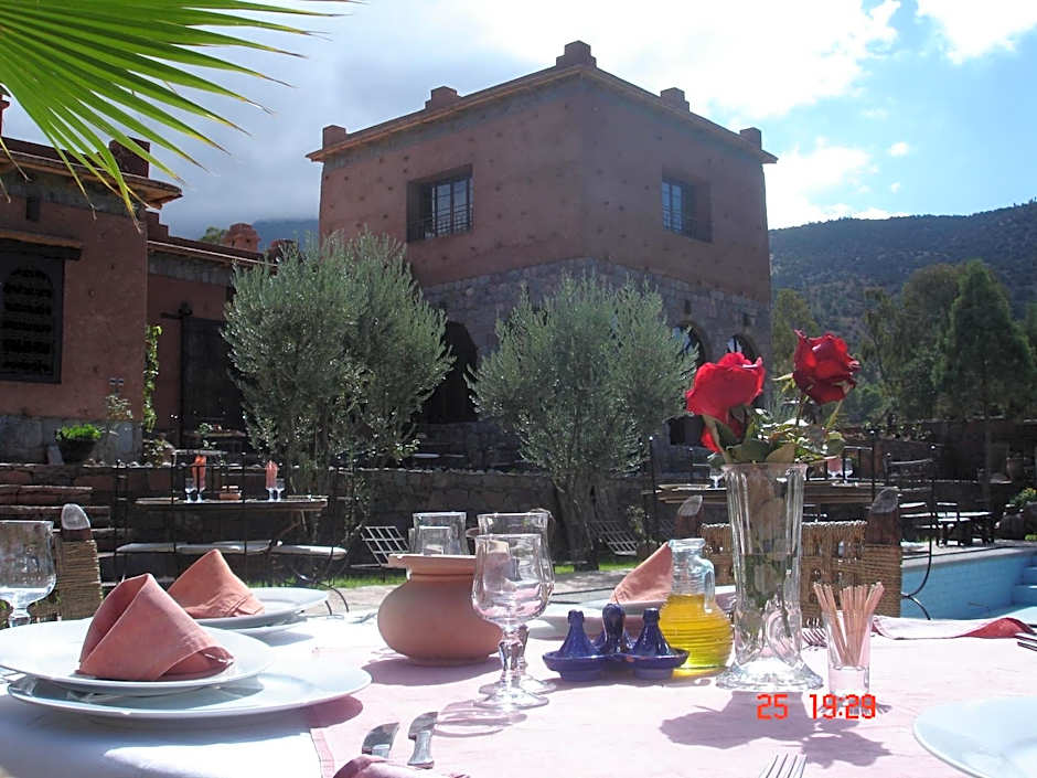 Auberge Chez Momo II