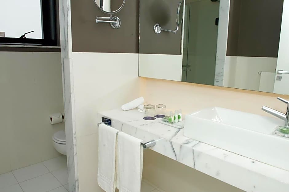 Photo 1 of 1 of Superior 2 Beds