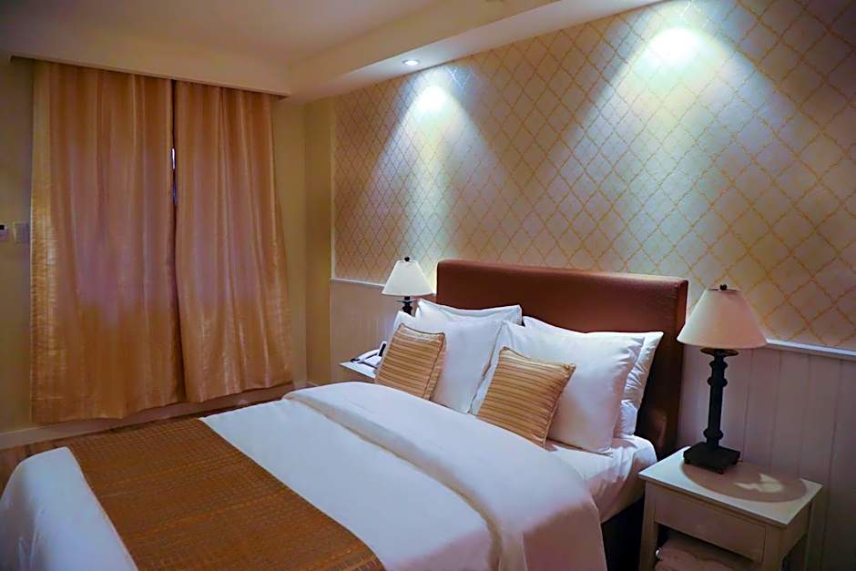 Sola Hotel and Sola Bed & Breakfast