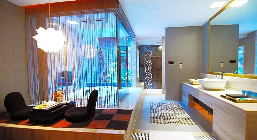 Yes Motel City Resort Paradise