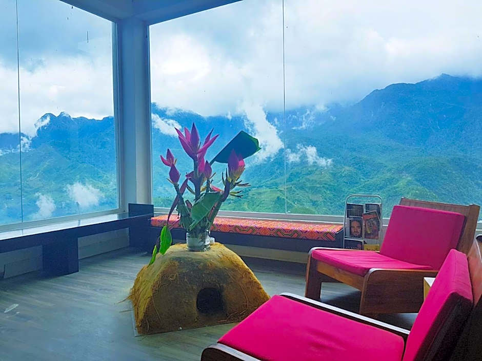 Phuong Nam Hotel
