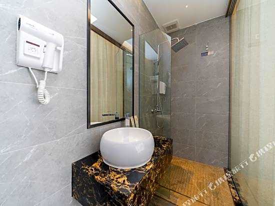 Wenxing Hotel
