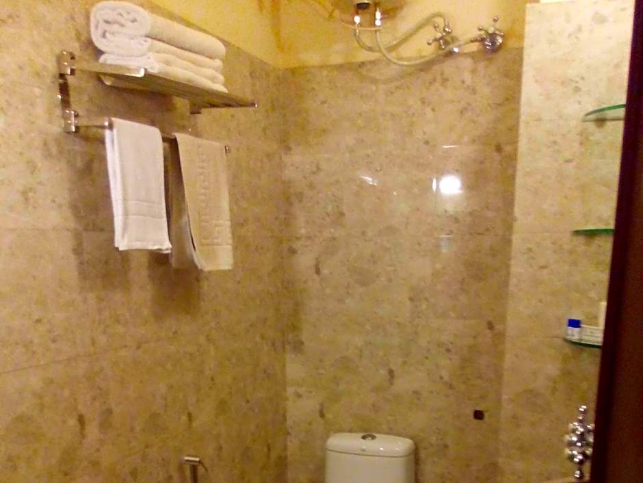 Hotel Divine Destination